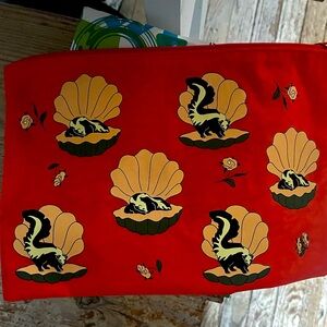 baggu skunk go pouch